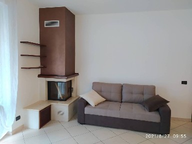 Quadrilocale ottimo stato, piano rialzato, Farnesiana, Piacenza