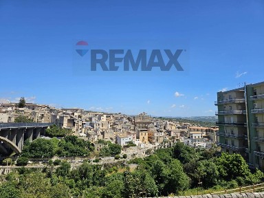 Appartamento via Luigi Pirandello 1, Centro, Ragusa