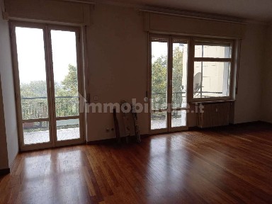 Appartamento nono piano, Pubblico Passeggio, Piacenza