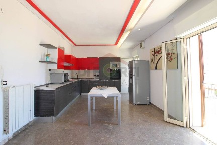 Appartamento buono stato, secondo piano, San Luigi - Archimede, Ragusa