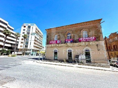 Appartamento via Dante Alighieri, 97, Centro, Ragusa