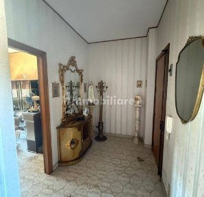 Appartamento via Como 26, Centro, Vittoria