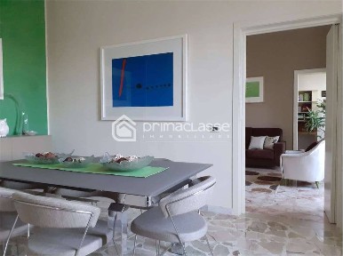 Appartamento ottimo stato, Centro, Ragusa