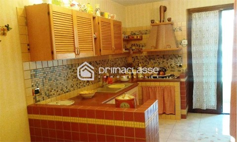 Quadrilocale 100 m², Modica Alta, Modica