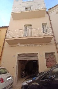 Appartamento all'asta via sulsenti., Ragusa