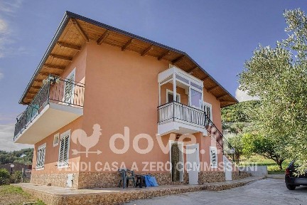 Villa unifamiliare Contrada Grillo snc, Falerna