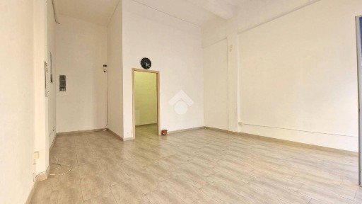 Locale commerciale in Affitto