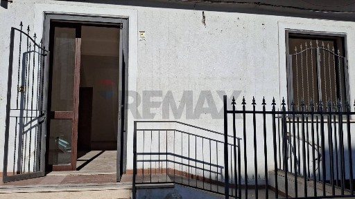 Locale commerciale in Affitto