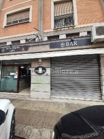 Locale commerciale in Affitto