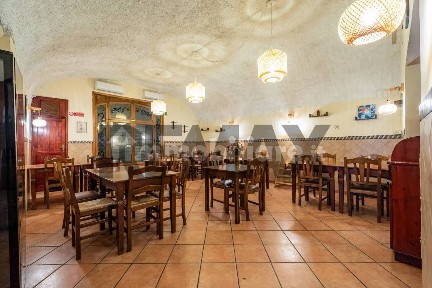Locale commerciale in Affitto