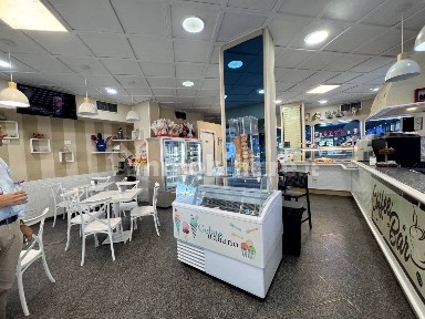 Locale commerciale in Affitto