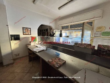 Locale commerciale in Affitto