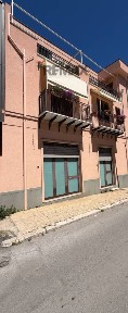 Locale commerciale in Affitto