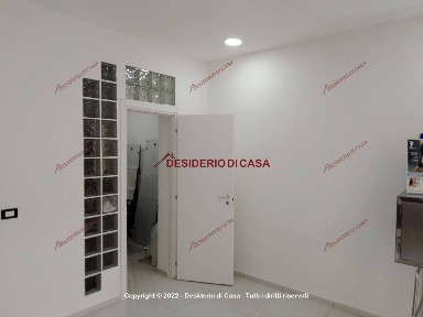 Locale commerciale in Affitto