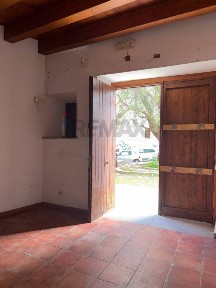 Locale commerciale in Affitto