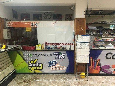 Locale commerciale in Affitto