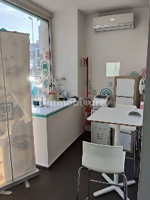 Locale commerciale in Affitto