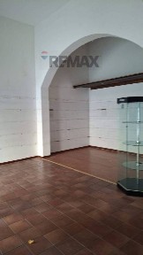 Locale commerciale in Affitto