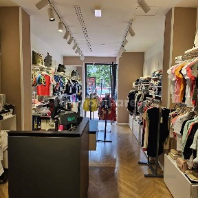 Locale commerciale in Affitto