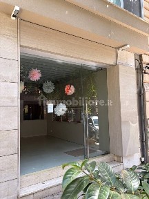 Palermo, Politeama - Ruggiero Settimo, Via Messina