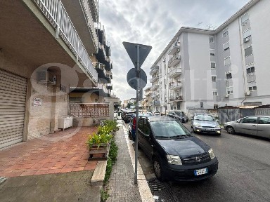 Locale commerciale in Affitto