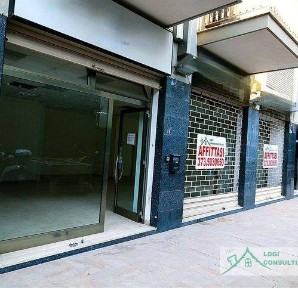Locale commerciale in Affitto