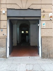 Locale commerciale in Affitto
