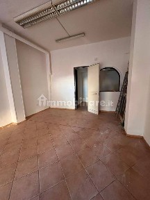 Locale commerciale in Affitto