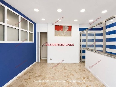 Locale commerciale in Affitto