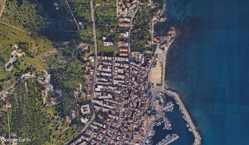 Locale commerciale in Affitto