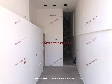 Locale commerciale in Affitto