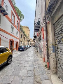 Locale commerciale in Affitto