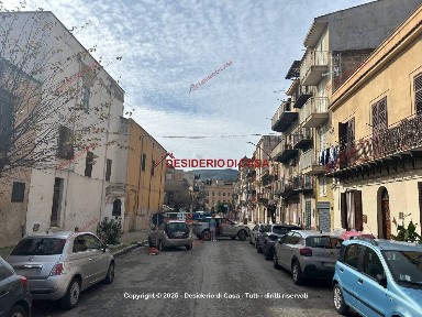 Locale commerciale in Affitto