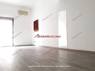 Locale commerciale in Affitto