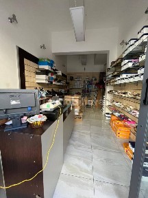 Locale commerciale in Affitto