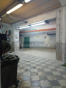 Locale commerciale in Affitto