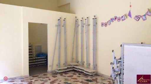 Locale commerciale in Affitto