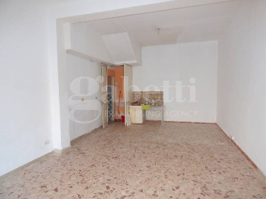Locale commerciale in Affitto