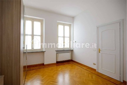 Trilocale corso Monforte, 15, San Babila, Milano