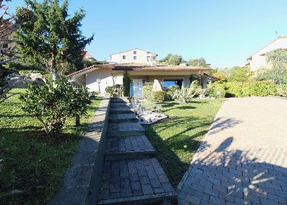 Villa unifamiliare via X giornate 15, Soiano, Soiano del Lago