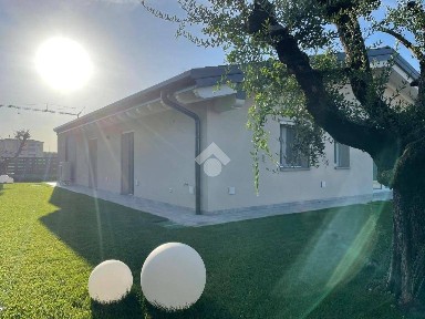 Villa unifamiliare via regia antica, Lonato, Lonato del Garda