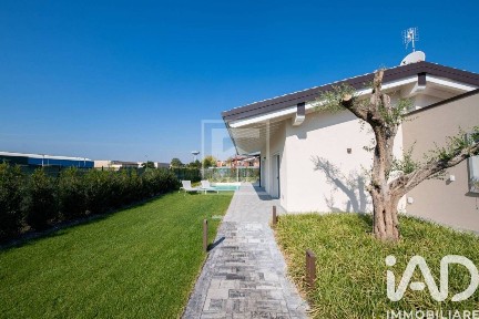 Villa unifamiliare via Enrico Fermi, Soiano, Soiano del Lago