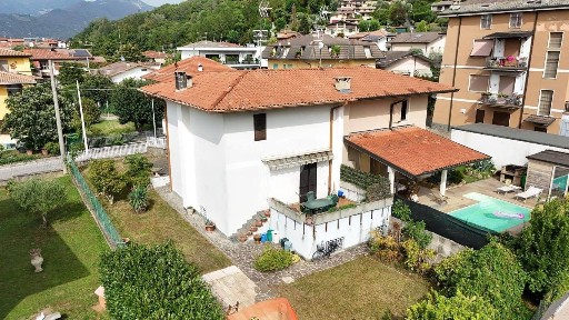 Villa bifamiliare via Dante Alighieri 8, Capriolo