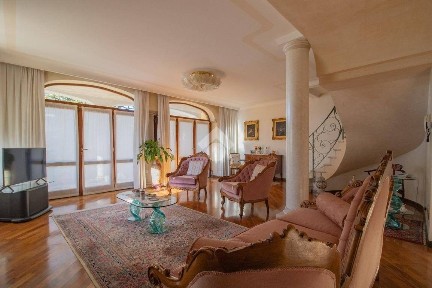 Villa bifamiliare via Maronere, Pieve, Lumezzane