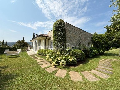 Villa unifamiliare via dei Colli, Centro, Salò