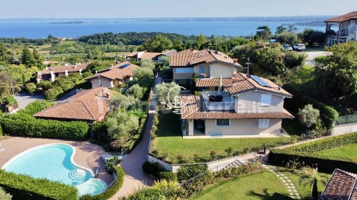 Villa unifamiliare via Costalunga, Soiano, Soiano del Lago