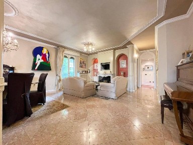 Villa unifamiliare piazza Libertà 29, Centro, Travagliato