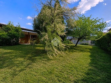 Chiari, Via paolo vi, 1