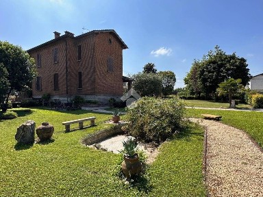Villa bifamiliare via Cortivo 4, Milzanello, Leno
