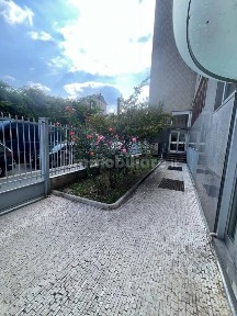 Bilocale via Carlo Botta 19, Porta Romana - Medaglie d'Oro, Milano